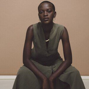 Hackwith Design House Mandarin Collar Dress in Olive